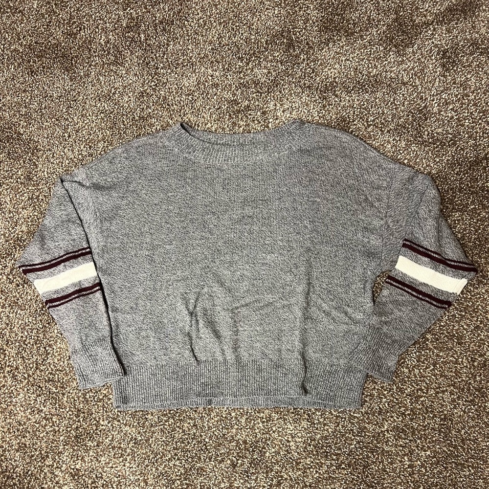 American Eagle outfitters sweater